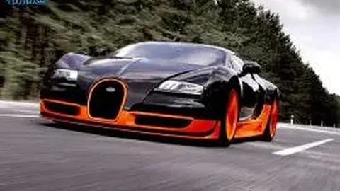 潍坊市足球超级杯赛2025：经开队以4：0横扫高密队，小组赛首胜亮点颇多